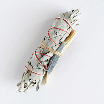 WHITE SAGE SMUDGE STICK BUNDLE WITH PALO SANTO AND BLUE KYANITE CRYSTAL, TRADITIONAL CLEANSING KIT